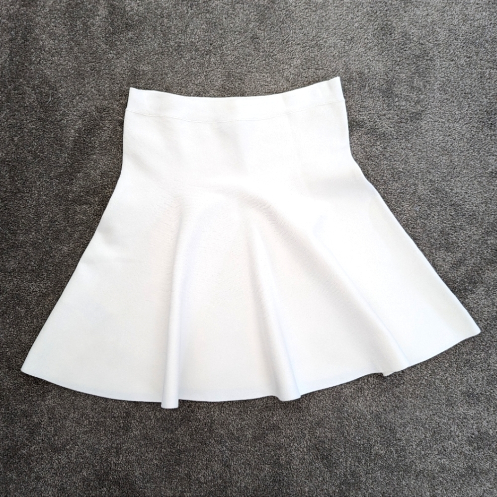Bcbgmaxazria "Ingrid" A-Line FIt & Flare Skirt Gardenia color (cream) size Small